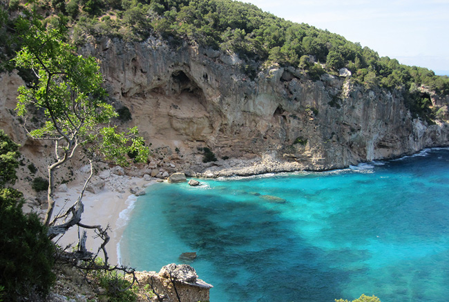 Cala Biriola In Sardegna La Prima Spiaggia A Numero Chiuso